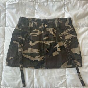 Camo Cargo skirt-Shein